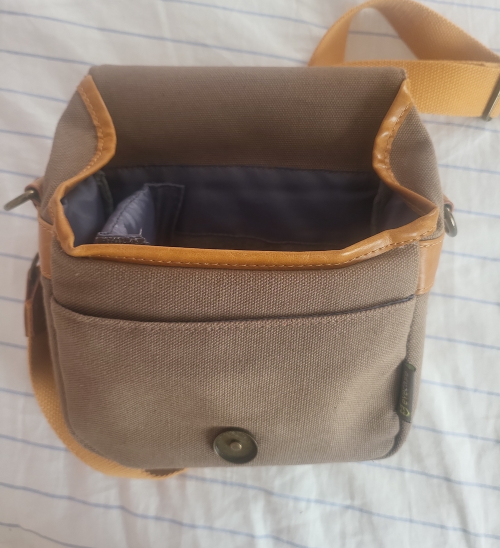 Digital Camera Bag - Picture 4 of 7
